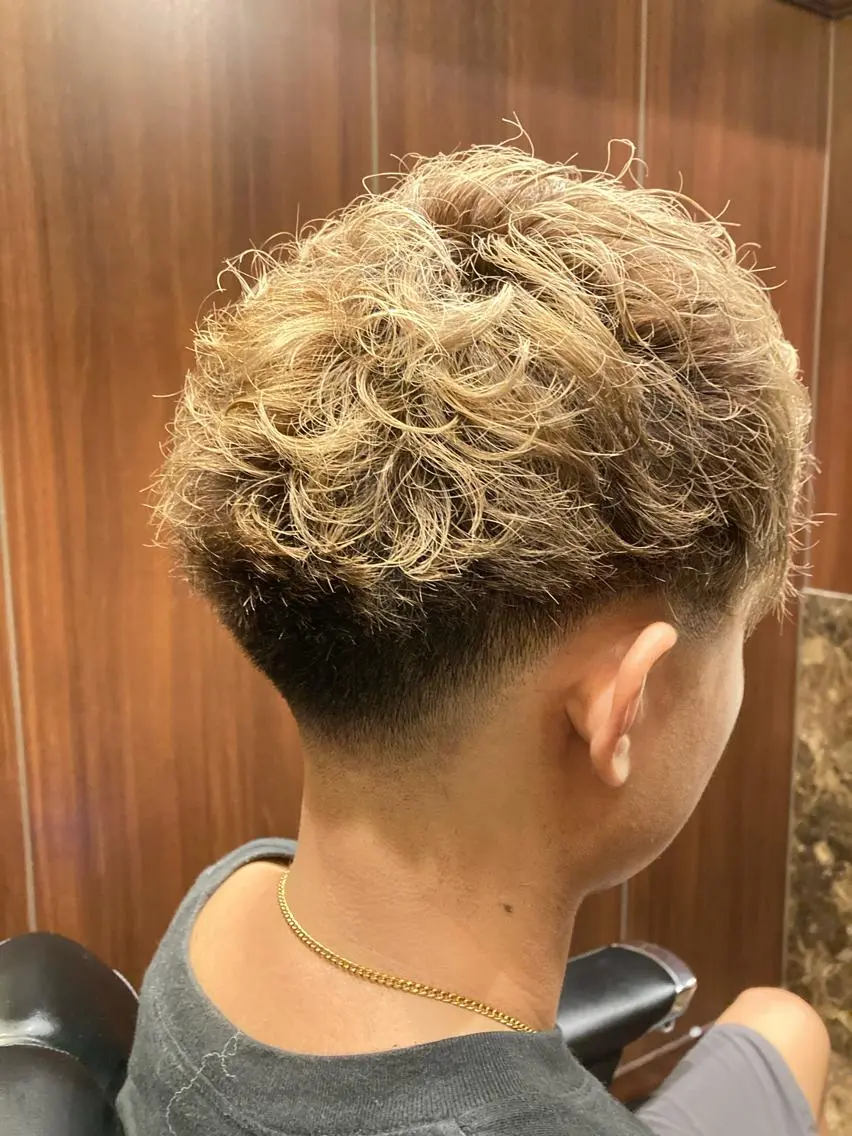 メンズ フェードカット スキンフェード ヒロ銀座 名駅西口店のヘアスタイル