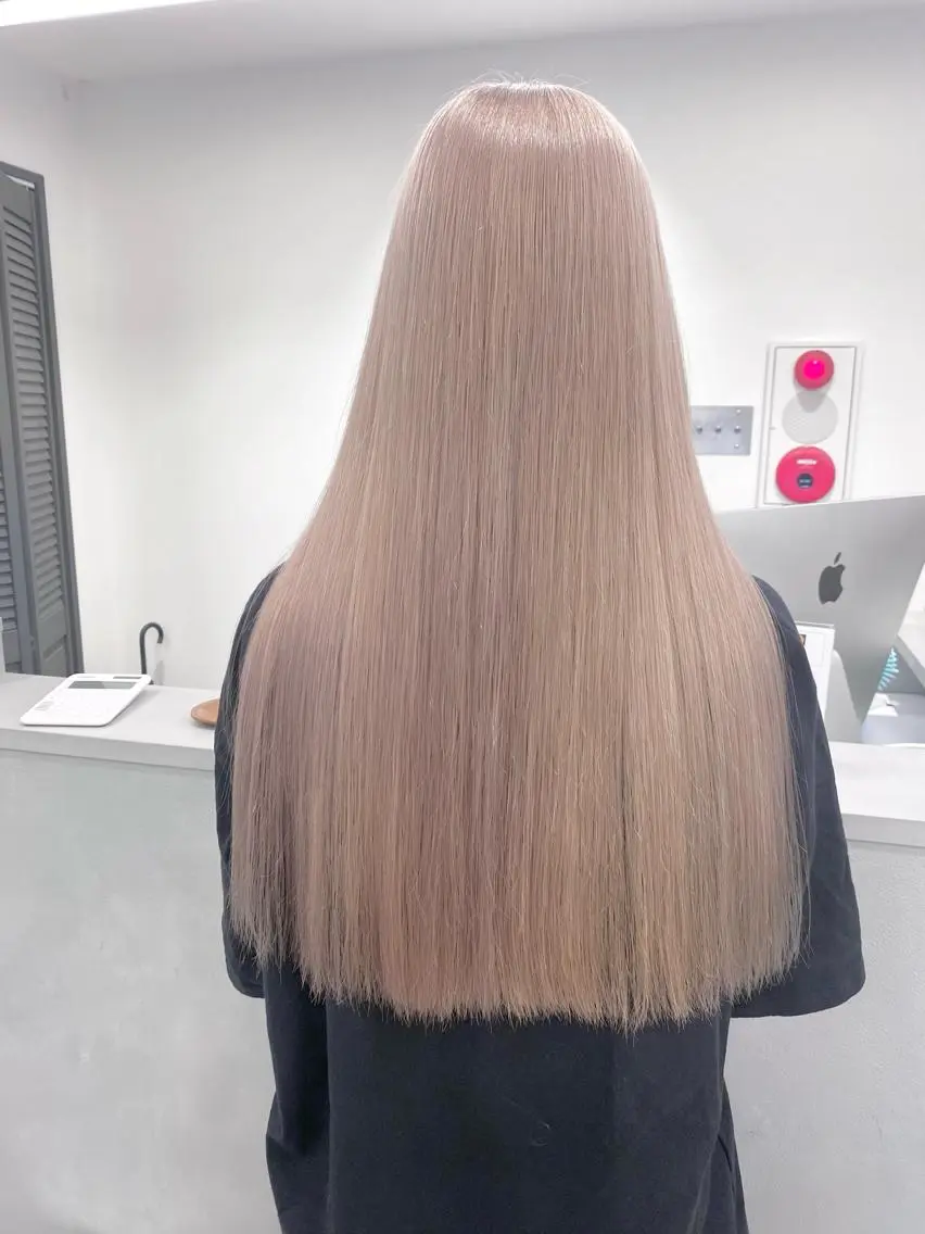 ロング カラー ヘアカラー トリートメント ハイトーン特化サロン 🍑momo🍑のヘアスタイル