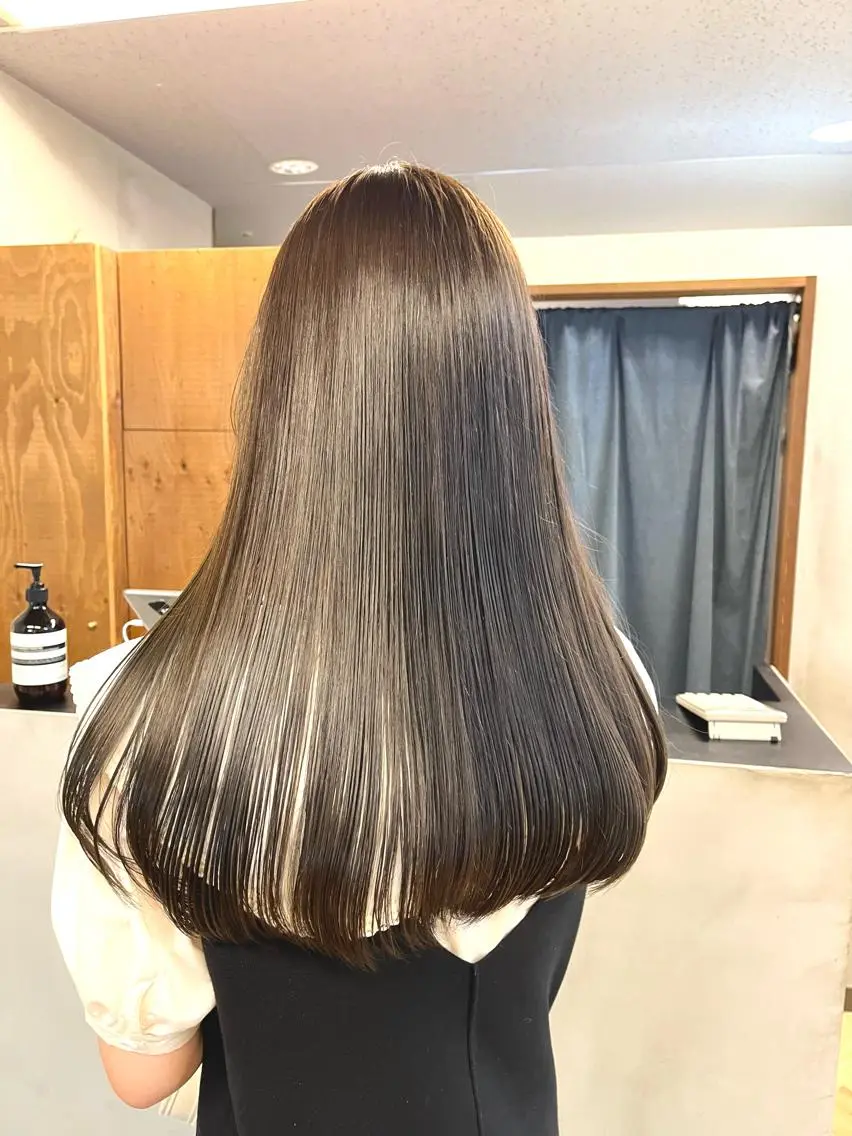 ロング カラー ena/ブリーチなし 透明感・レイヤー🎀のヘアスタイル