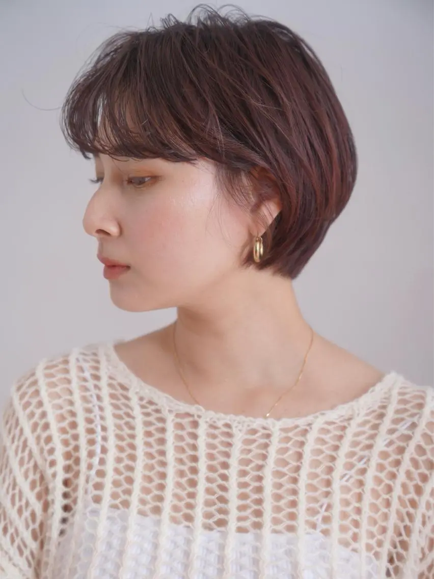 ショート カラー カット ヘアカラー 小顔レイヤー/ ベージュ🤍Rieのヘアスタイル