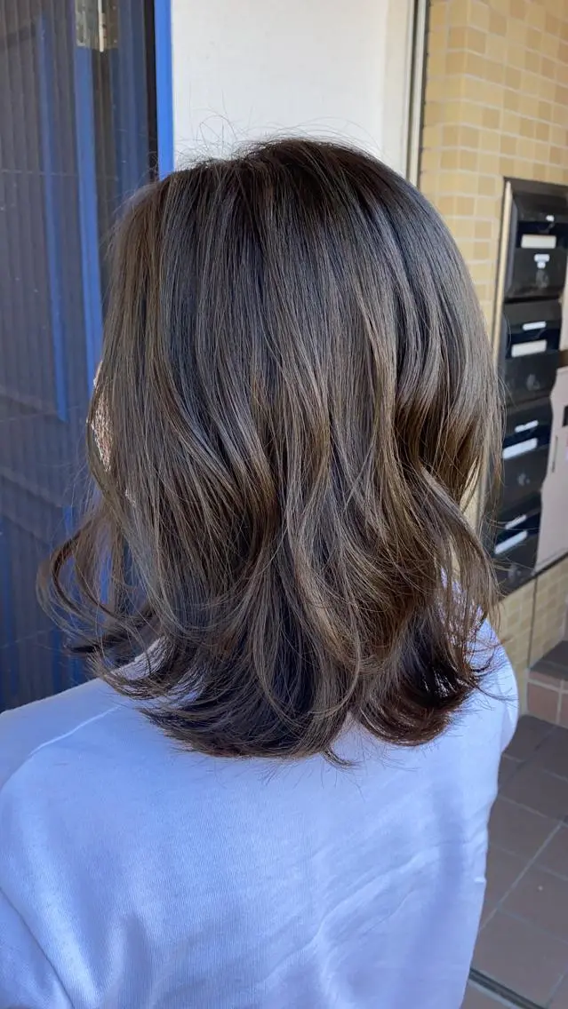 ミディアム カラー ヘアアレンジ マツエク・マツパ 透明感カラー ハイライトカラー ハイライト カット ヘアカラー トリートメント bal ミナのその他イメージ