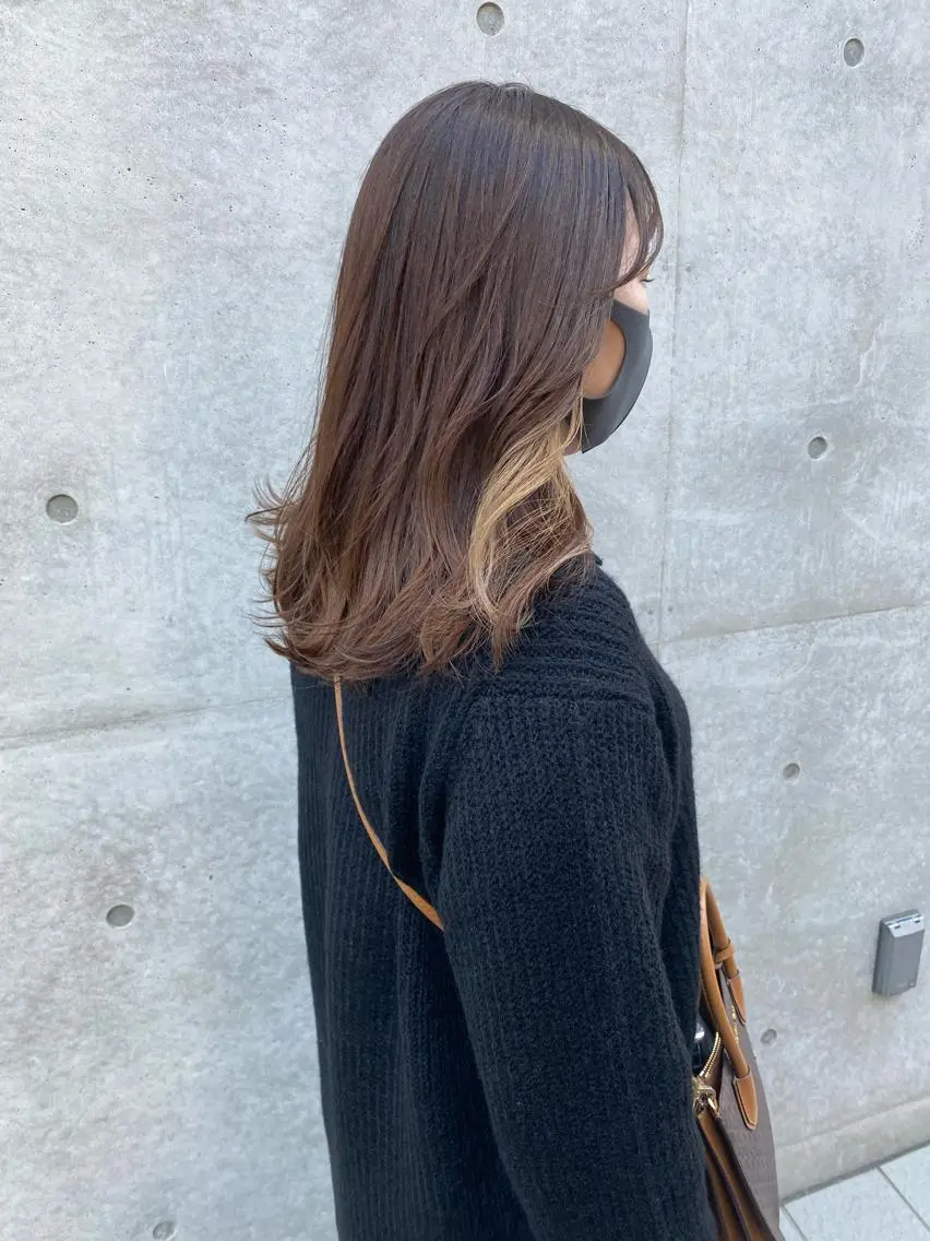 ミディアム カラー イヤリングカラー ✨透明感カラー✨ 🦖佐々木未来🦕のヘアスタイル