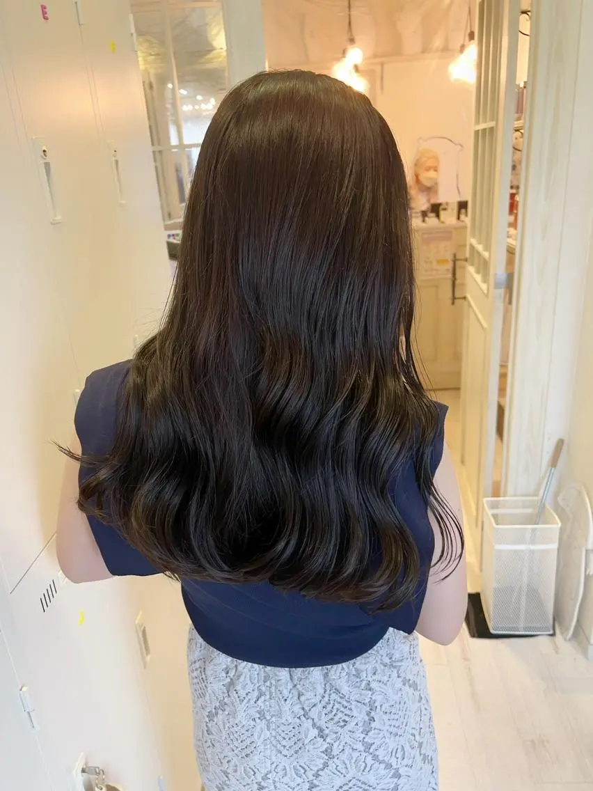 ロング カラー アディクシーカラー アクアカラー アッシュ バレイヤージュ ミストバング N° uairo 川崎店【ユアイロ】のヘアスタイル