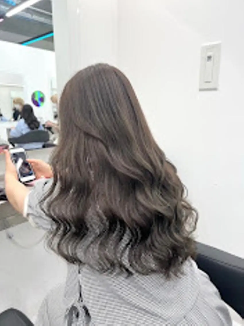 カラー official TUNE銀座🪞🪽のヘアスタイル