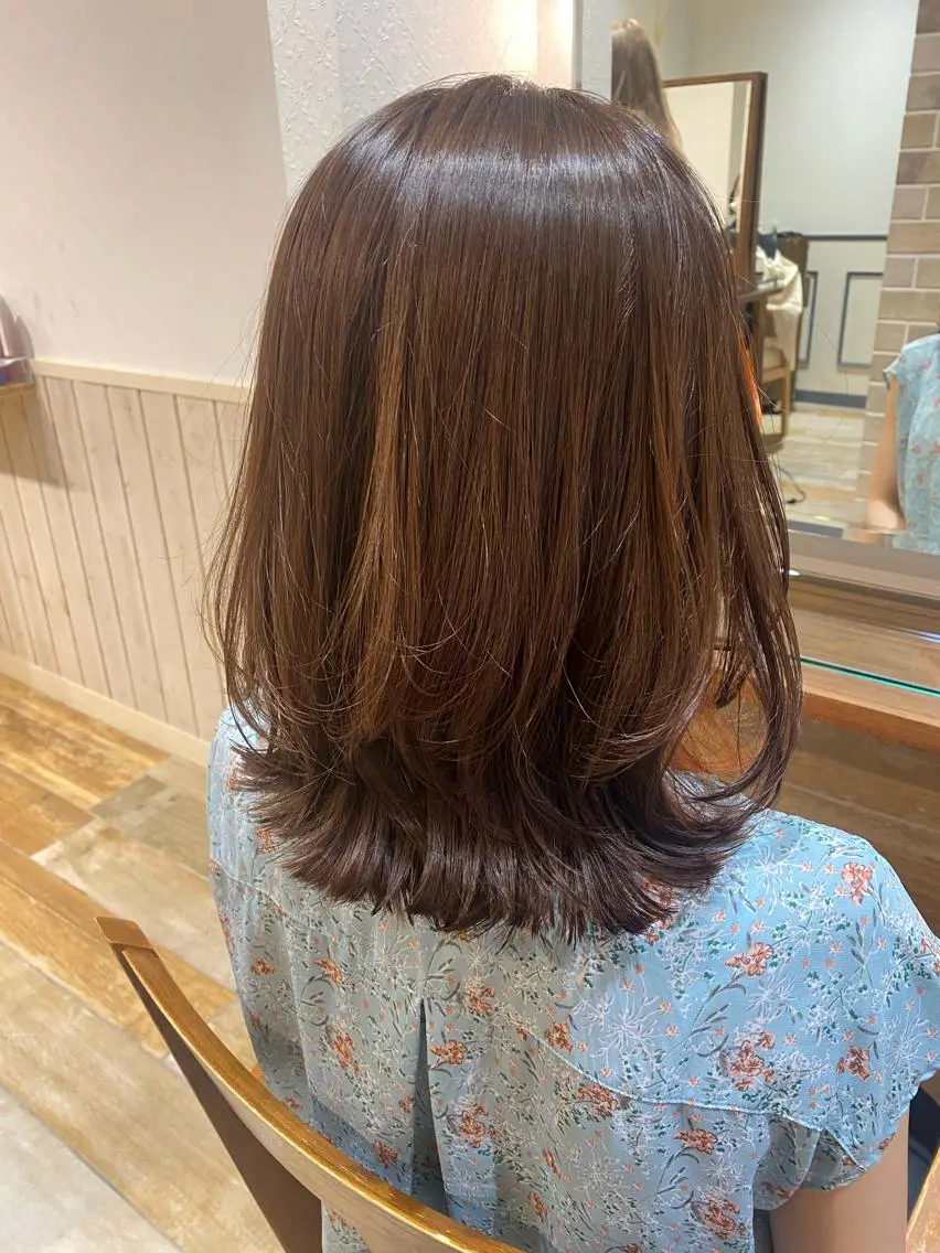 ミディアム カラー カット ヘアカラー トリートメント 宮内 真乃のヘアスタイル