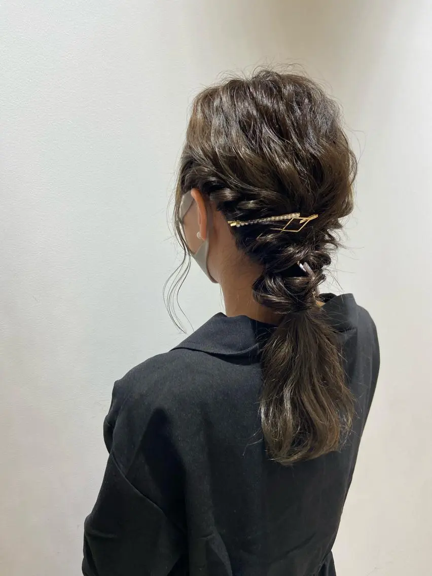 ミディアム ヘアアレンジ ヘアセット 🐺ウルフ/レイヤー 似合わせ‎🤍沙羅のヘアスタイル