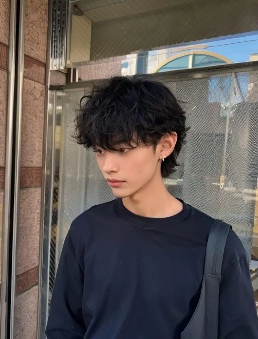 メンズ メンズブリーチ センターパート メンズ韓国風 韓国マッシュ マッシュ メンズスタイリスト✨ 助川龍哉のヘアスタイル