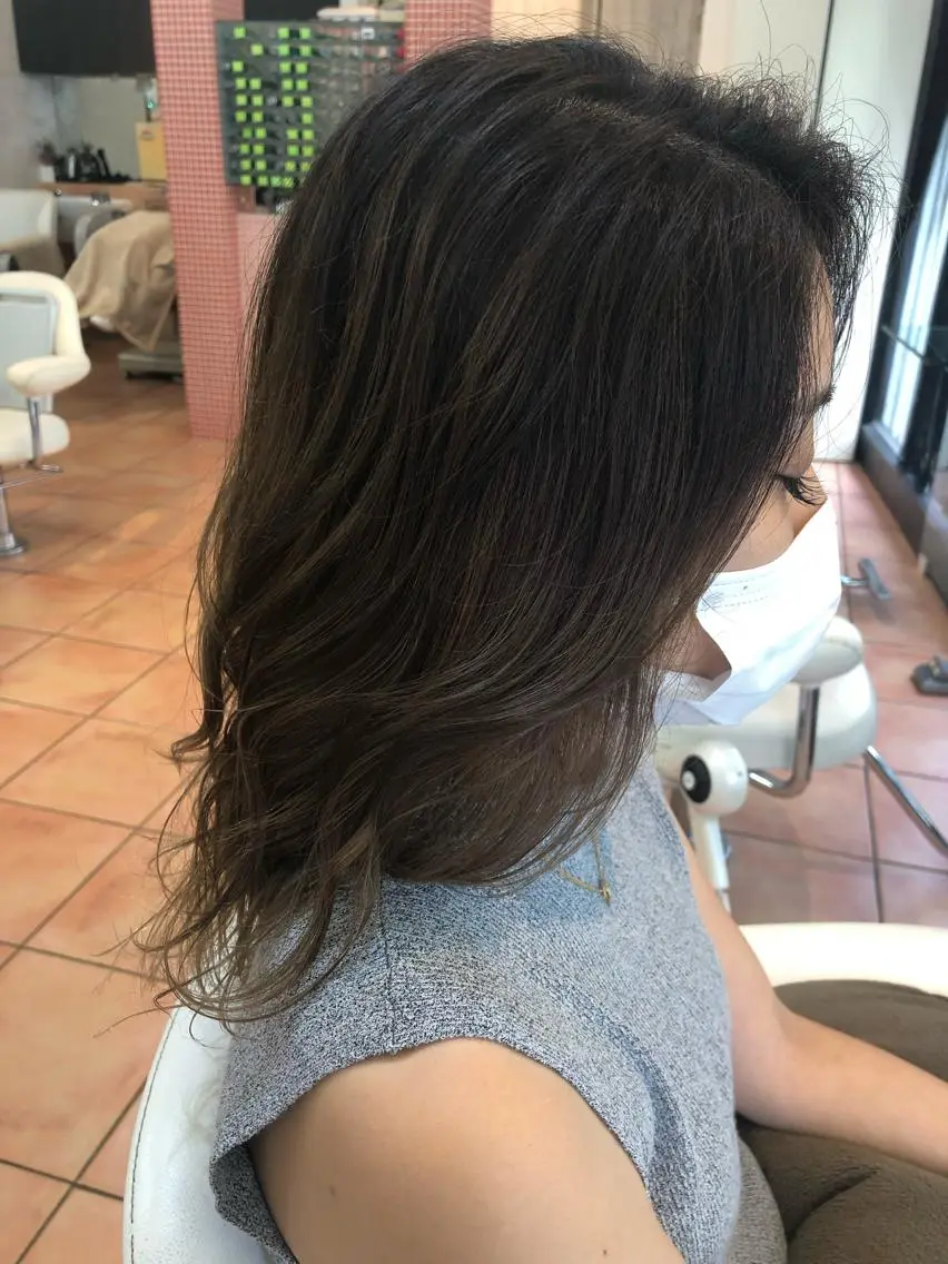 ミディアム カラー 韓国風カット osugiのヘアスタイル