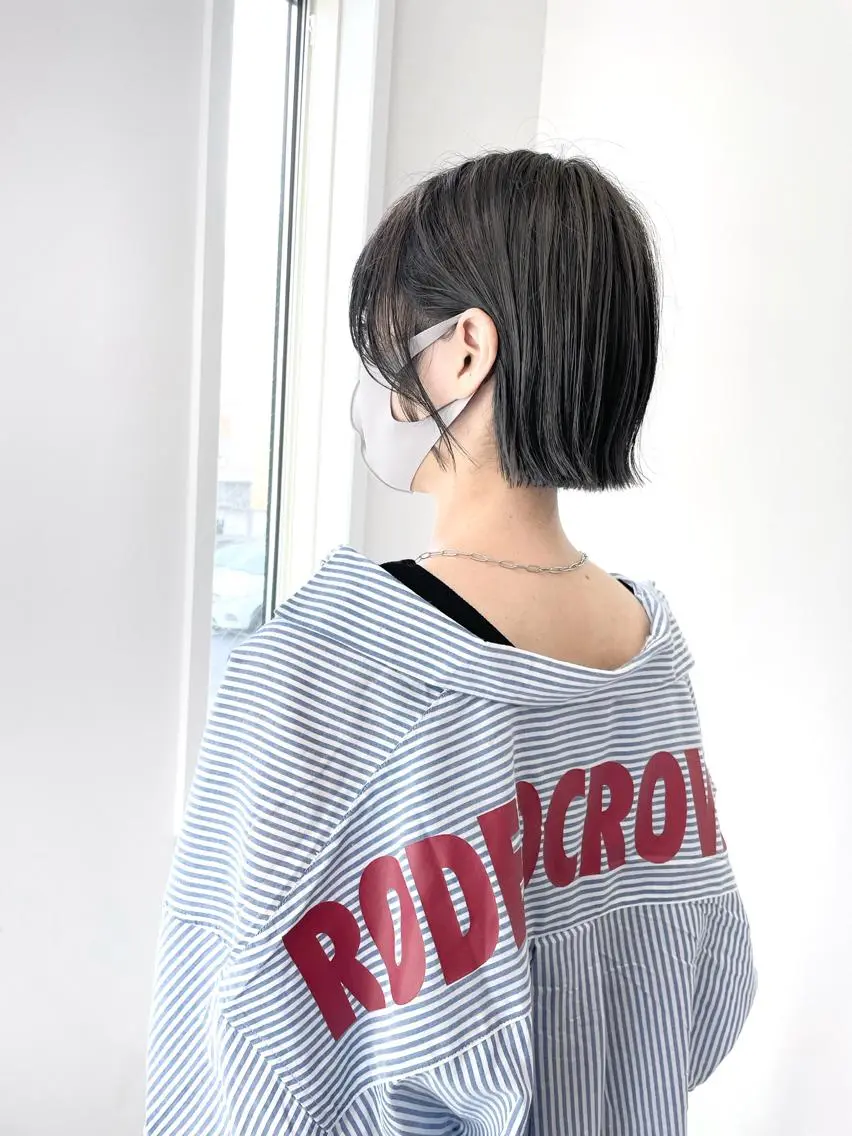 ショート カラー カット ヘアカラー トリートメント ボブ/縮毛/レイヤー モトナリのヘアスタイル