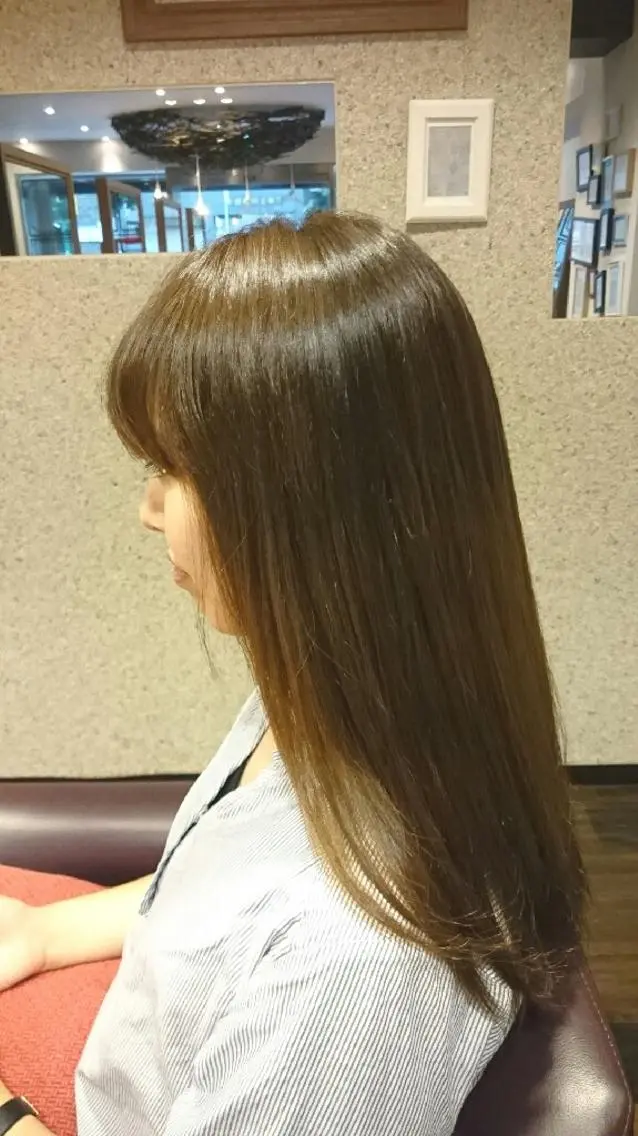 ロング カラー グレージュ トリートメント ◎モチマル チアキ◎のヘアスタイル