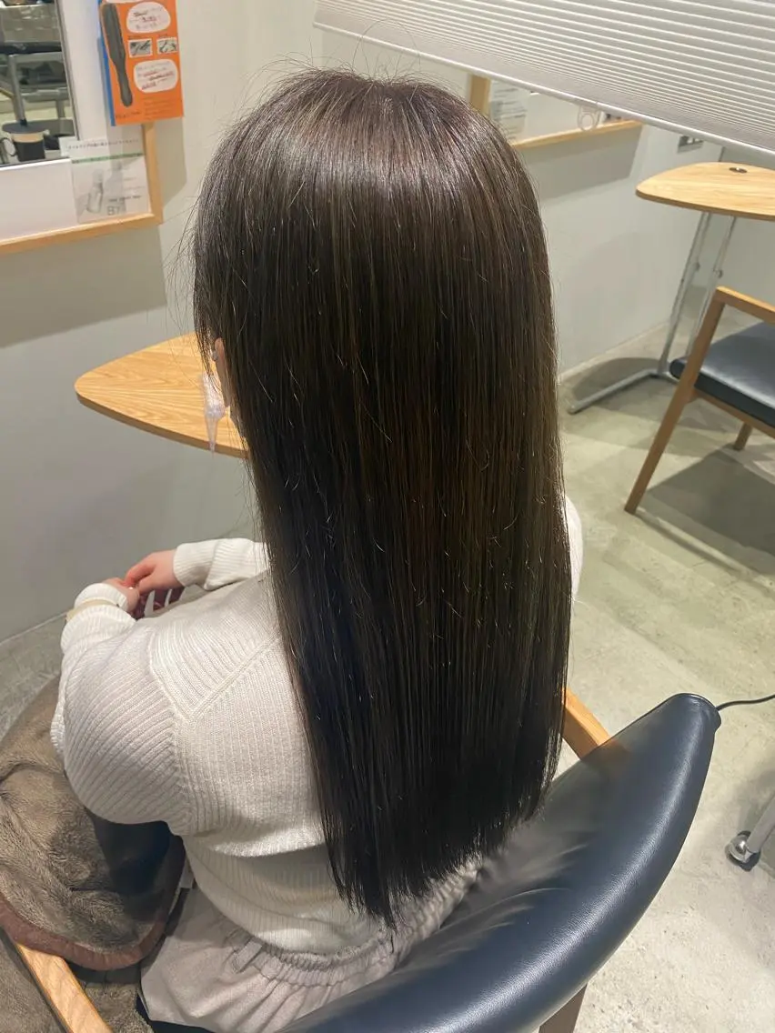 ロング カラー ハイライトカラー ハイライト 加藤 優紗のヘアスタイル