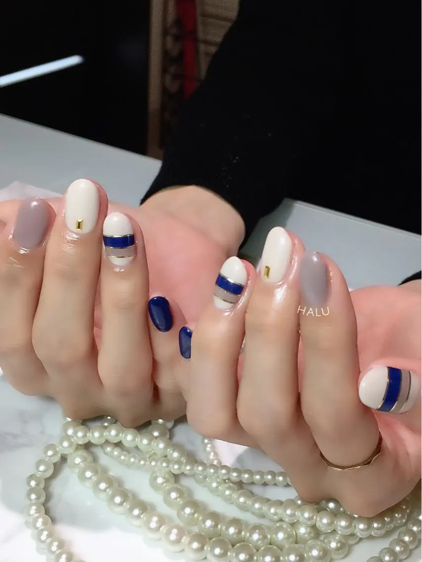 ネイル ネイビー HALU ハルのネイルデザイン