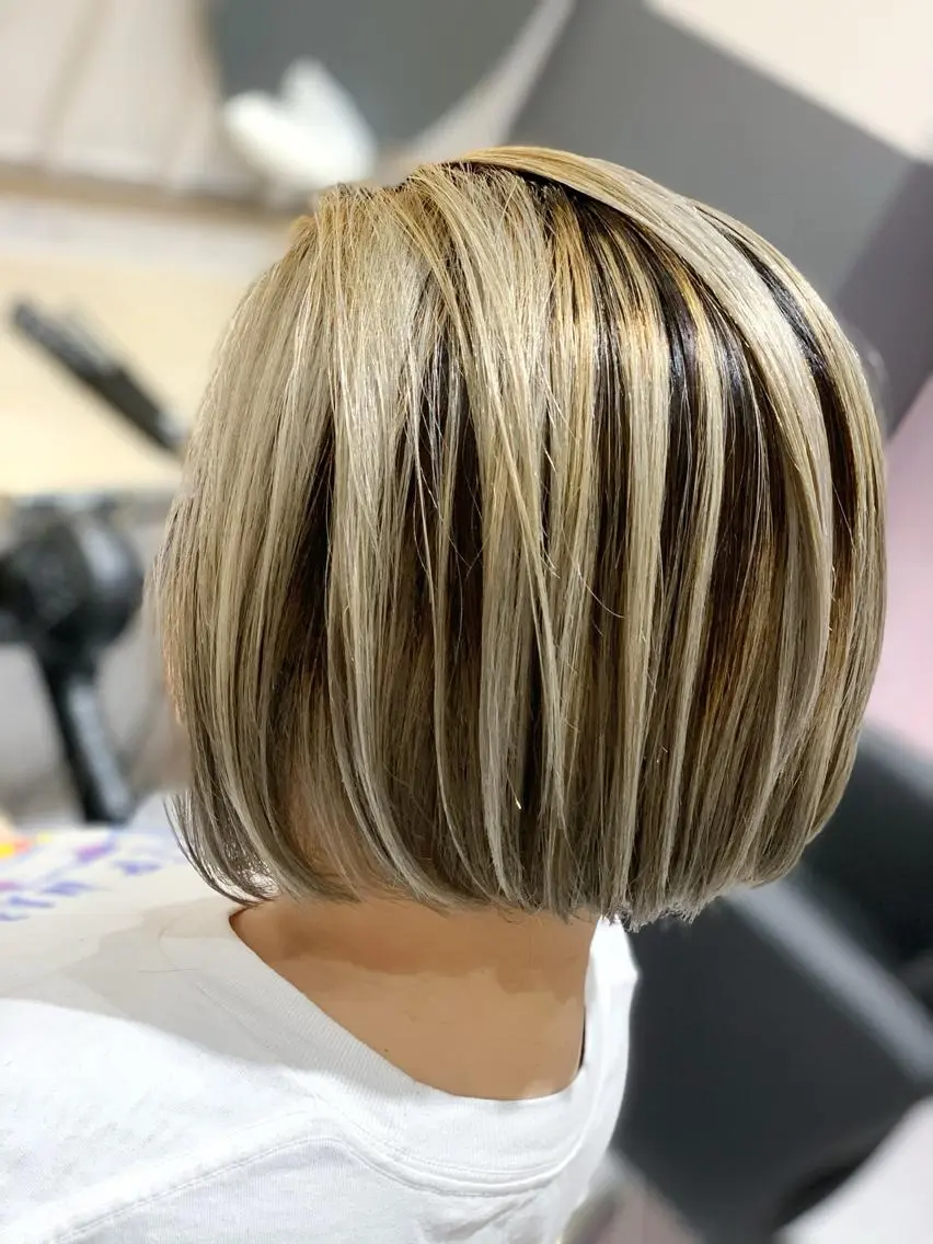 ショート カラー ヘアアレンジ ヘアカラー 髪質改善×ハイトーン 中田啄也のヘアスタイル
