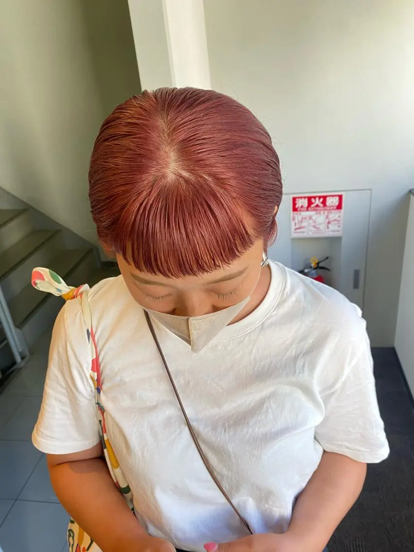 ショート カラー パーマ ヘアアレンジ デザインカラー/ボブ ブリーチカラー/ユリのヘアスタイル