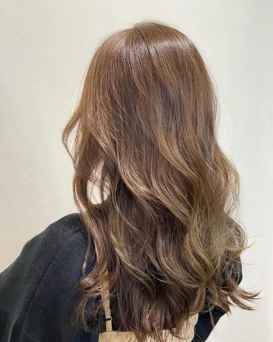 ロング ハイライト ヘアカラー トリートメント ✨美髪矯正の専門家✨ 髪質改善 松村のヘアスタイル