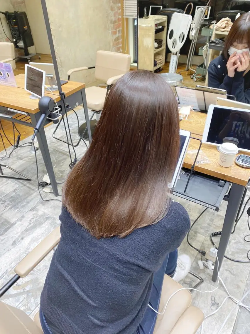 カラー 銀座/レイヤー 顔周りカット溝手優太のヘアスタイル
