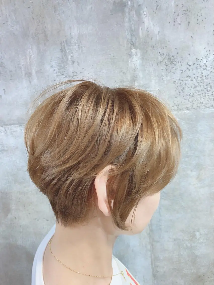 ショート ボブ くびれヘア ショートヘア 💎桑原勇志/ ショート/ハイトーンのヘアスタイル