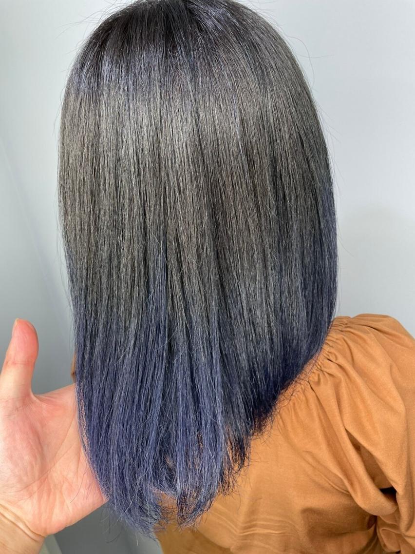 ミディアム カラー アディクシーカラー アッシュ ブルーカラー ダークアッシュ イヤリングカラー トップスタイリスト ✨KIRIKA中野✨のヘアスタイル