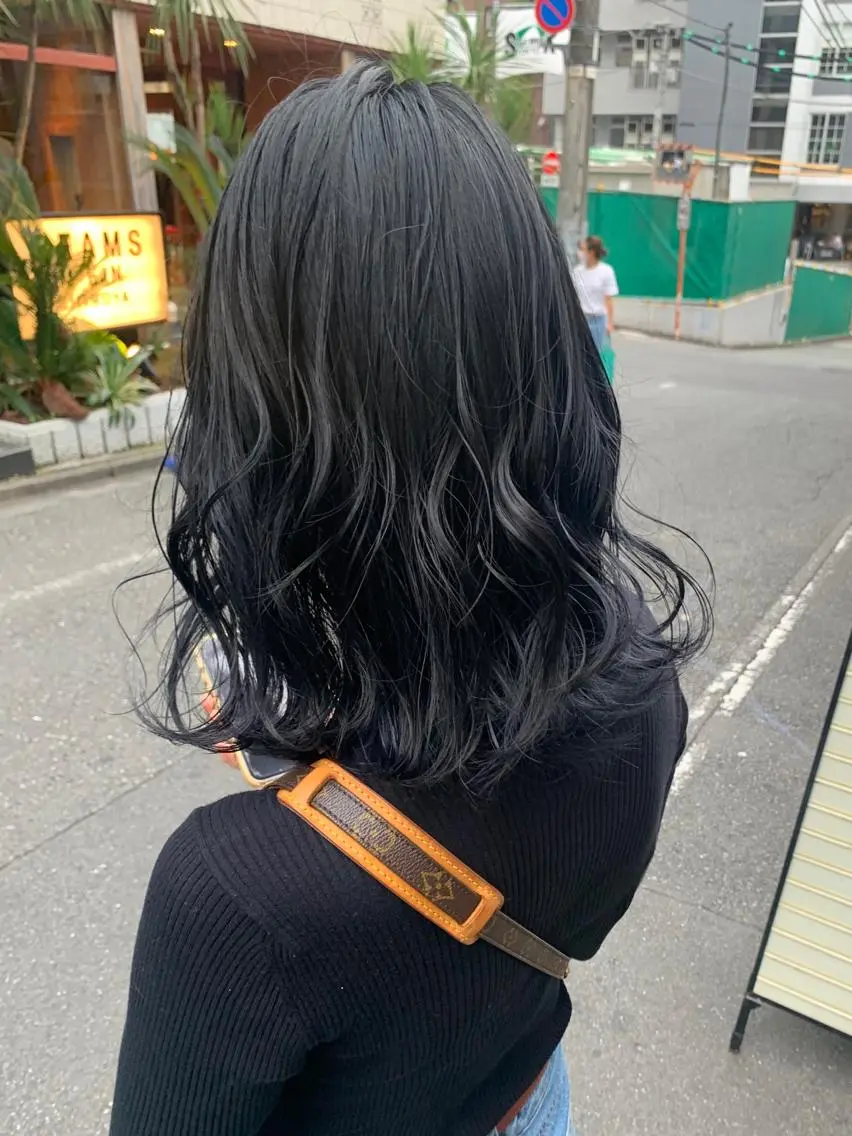 ミディアム カラー ヘアアレンジ 憧れの艶ハイトーンへ 🌙サイダサキのヘアスタイル