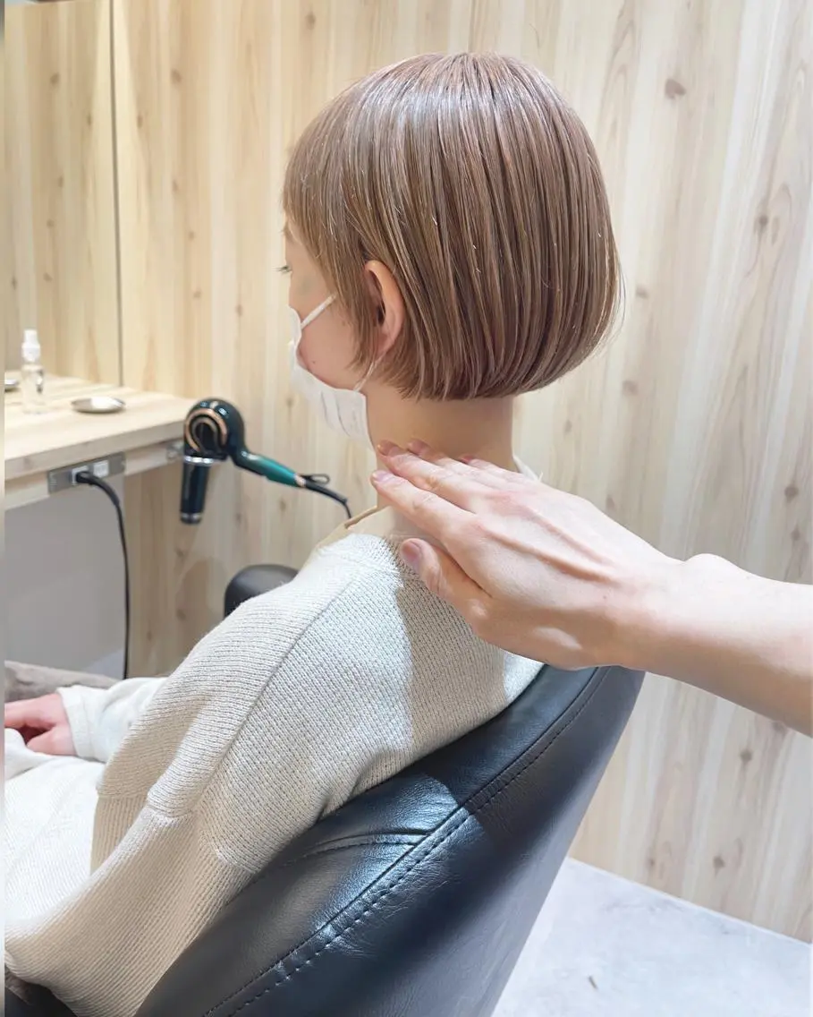ショート ボブ 中野 恵脩のヘアスタイル
