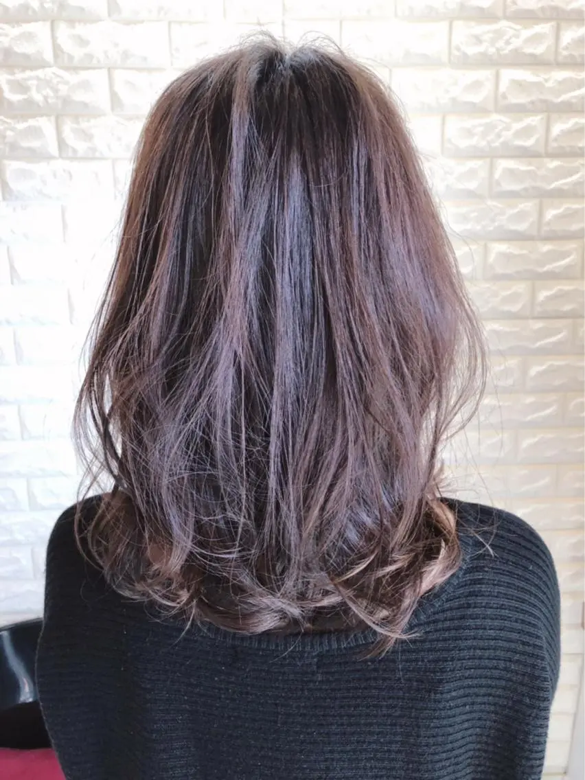 セミロング ぐらんぐりーん 藤中のヘアスタイル