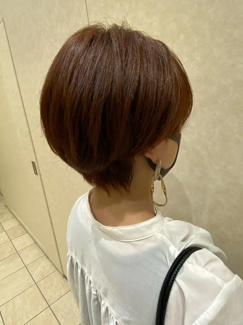 ショート 小倉 沙織のヘアスタイル