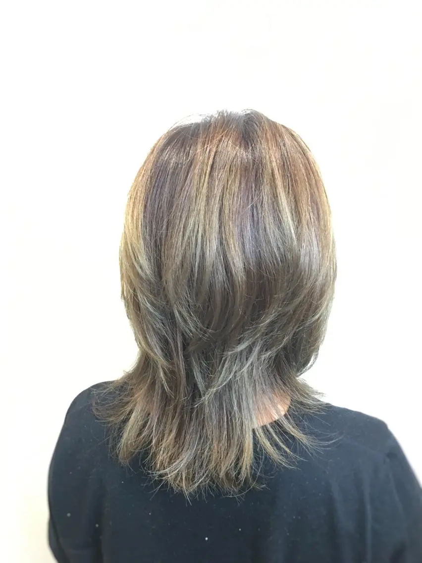 ミディアム カラー ハイライトカラー ハイライト ヘアカラー 川野辺幸雄☆髪質改善 ハイライト☆白髪のヘアスタイル
