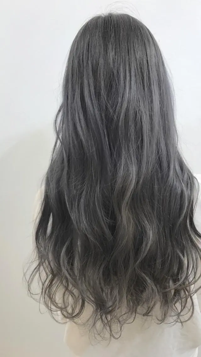 ロング 💫カットはなんでも 得意です✂️のヘアスタイル