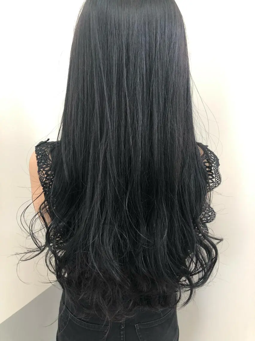 ロング カラー OFF YUYAのヘアスタイル