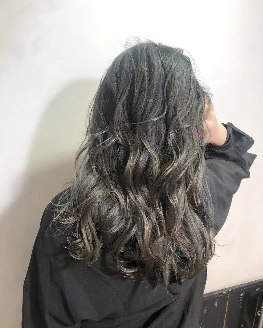 ロング カラー ヘアアレンジ アディクシーカラー グラデーションカラー ハイライトカラー イルミナカラー インナーカラー 綺麗な髪質にしたい方 限定🌈清水 祥のヘアスタイル