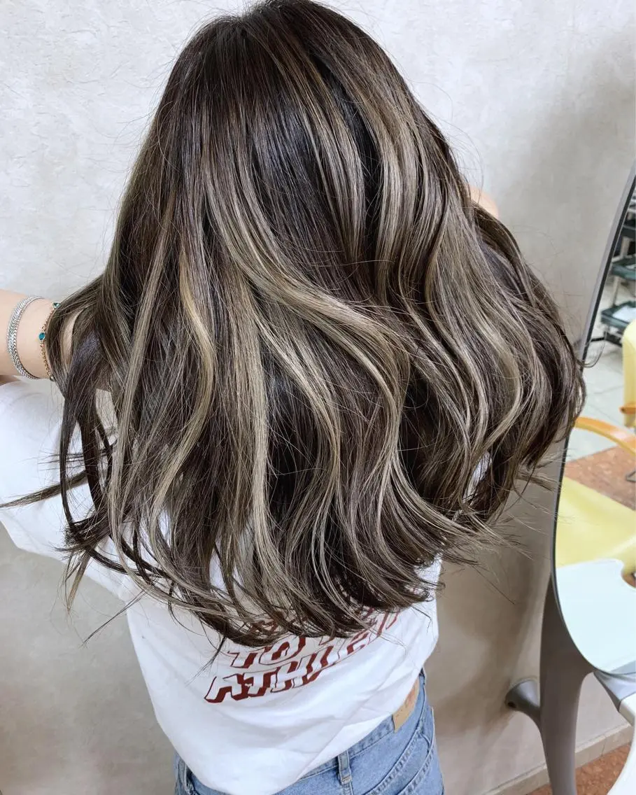 セミロング 穐田 司樹のヘアスタイル