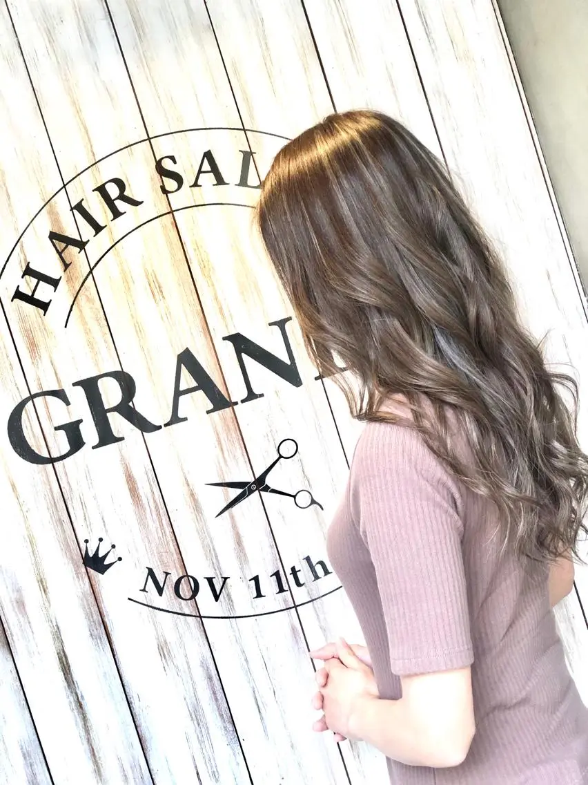 ロング カラー ヘアアレンジ アッシュ ブリーチ トリートメント ✨最強美容師✨ 💙にっしー西村💙のヘアスタイル