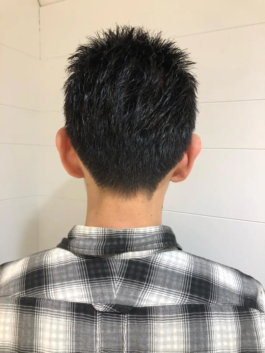 メンズ モヒカン ソフトモヒカン カット 🌟透明感カラー🤍 🩵🌟金子直美🧸のヘアスタイル