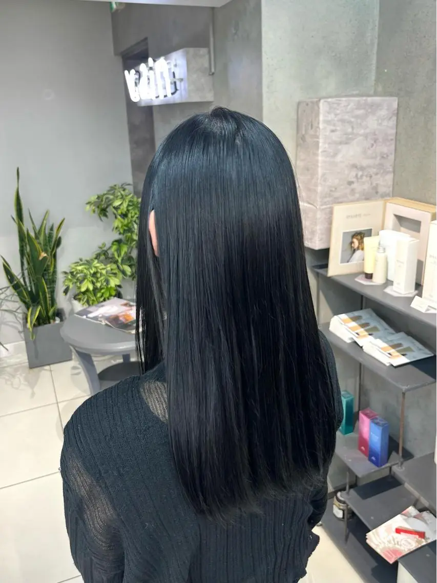 ロング カラー ウルフ🦋顔まわり ❤︎ ͛めいのヘアスタイル