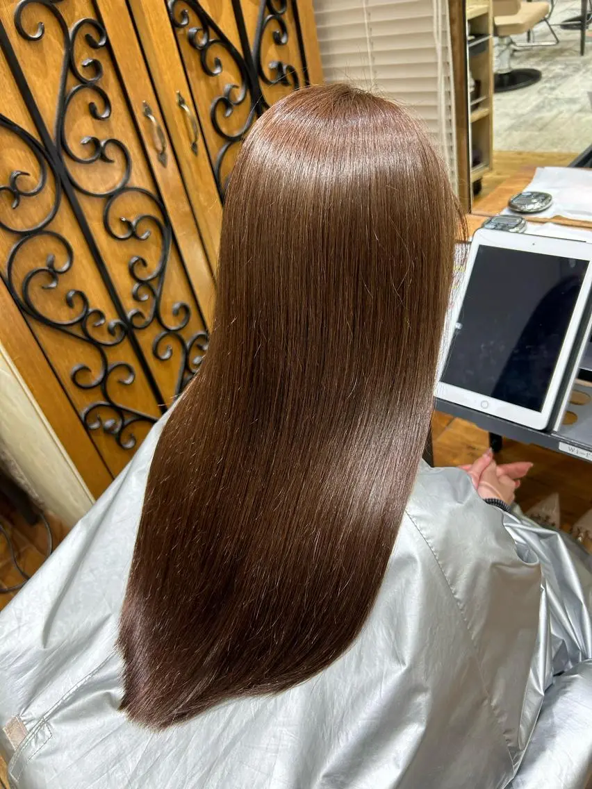 ロング カラー パーマ バレイヤージュ ブリーチ ケアブリーチ ダブルカラー ハイライトカラー カット ヘアカラー 縮毛矯正 トリートメント 銀座✨レイヤーカット 顔まわり/坂本亜裟海のヘアスタイル