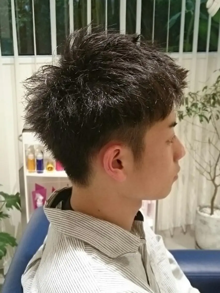 メンズ ツーブロック 刈り上げ カット 門野 なつきのヘアスタイル