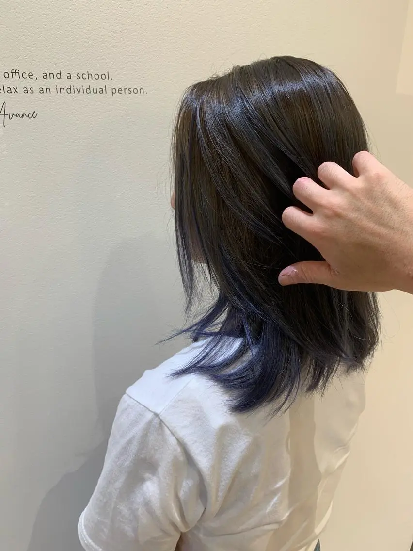 ミディアム カラー バレイヤージュ ブルーカラー レイヤーカット カット ヘアカラー トリートメント 髪質改善特化 サロン✨代表HIROのヘアスタイル