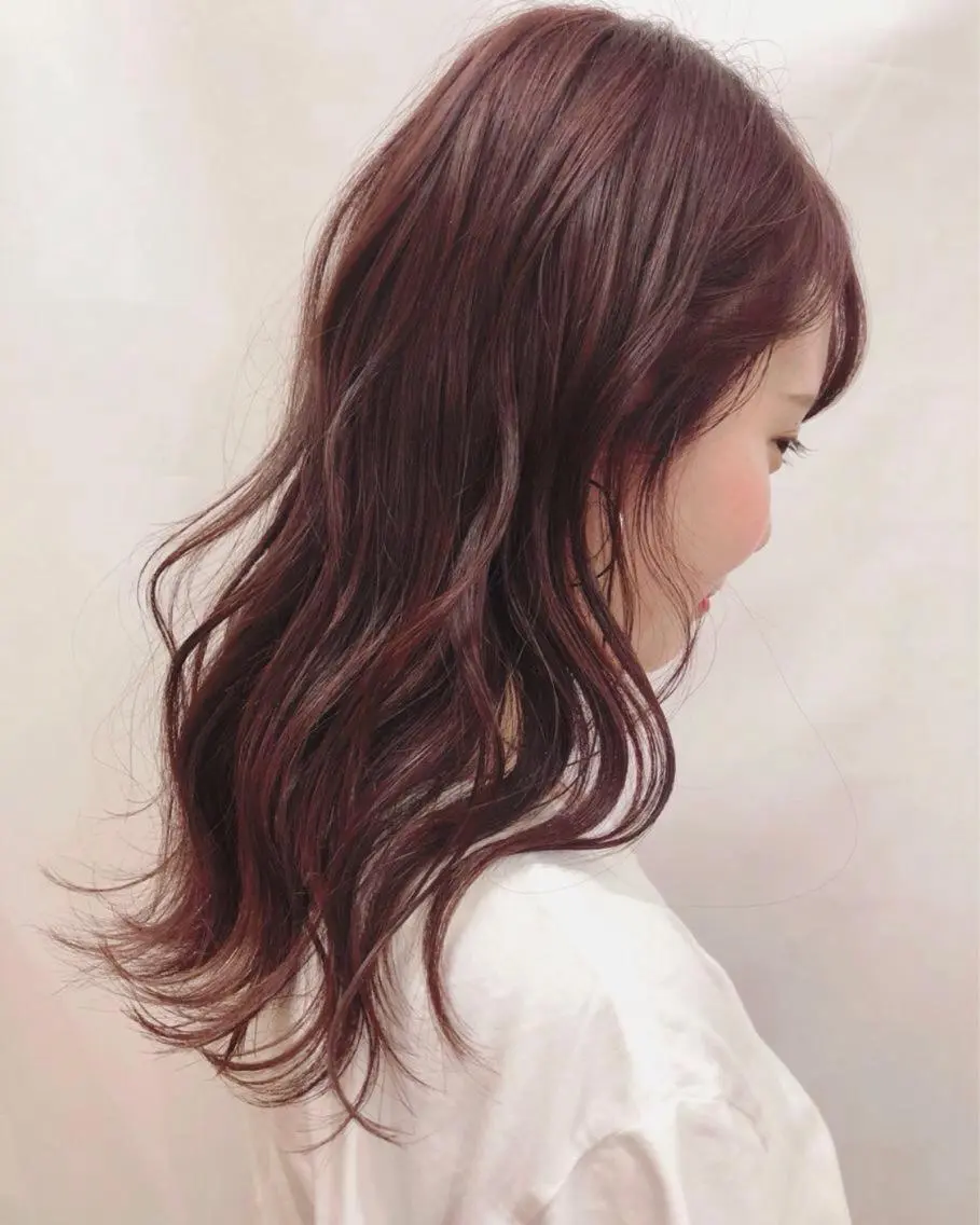 セミロング カラー 佐藤 花帆のヘアスタイル
