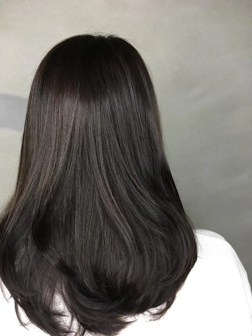 セミロング カラー グレージュ くまがい みゆ【edge.】のヘアスタイル