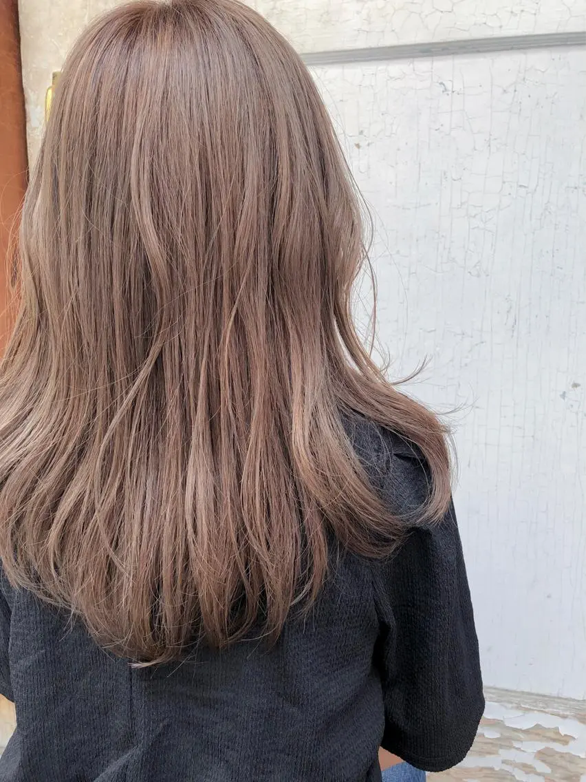 ロング カラー ブリーチ ケアブリーチ ヘアカラー 横山 莉奈のヘアスタイル