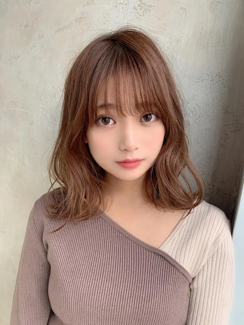 ミディアム カラー パーマ バレイヤージュ ブリーチ ケアブリーチ ダブルカラー ハイライトカラー ヘアカラー トリートメント 銀座✨レイヤーカット 顔まわり/坂本亜裟海のヘアスタイル