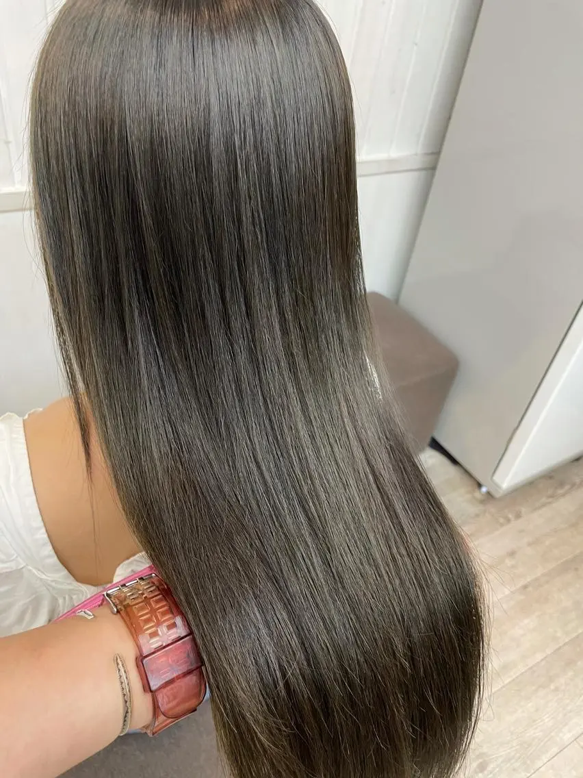 カラー ロング ブリーチ ケアブリーチ ダブルカラー イヤリングカラー ハイライトカラー カット ヘアカラー トリートメント N°sopo 札幌大通のヘアスタイル