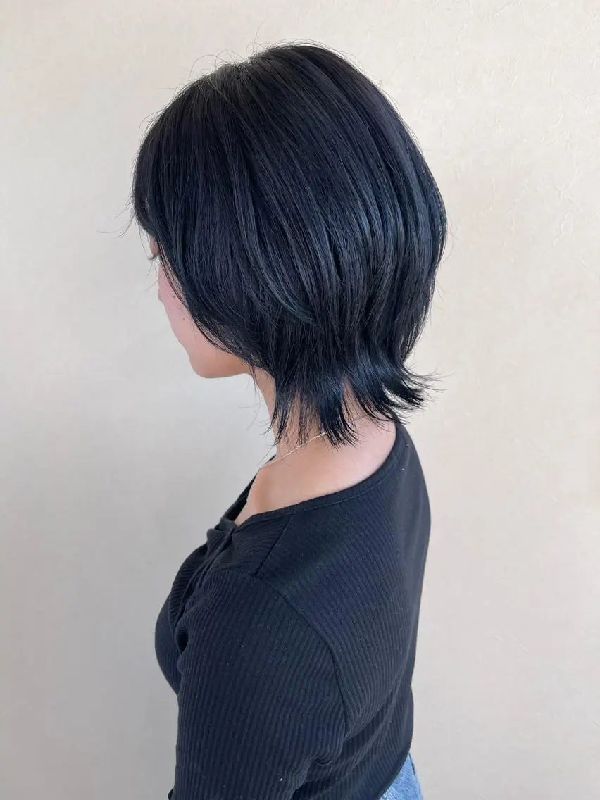 ミディアム カラー ネイビーカラー ハイライトカラー✨ グレージュ✨鎌倉光洋のヘアスタイル