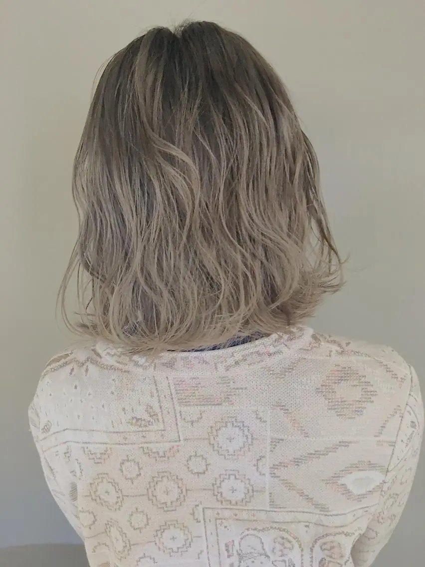 ミディアム sungoose サングースのヘアスタイル