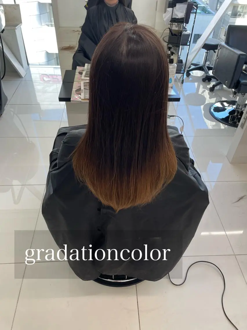 ミディアム カラー ブリーチ グラデーションカラー 学生 ⭐️無料！カット モデル募集⭐️夕貴のヘアスタイル