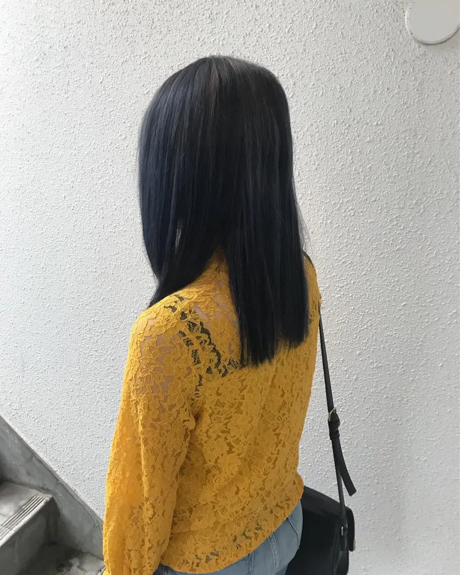 ミディアム カラー ブルーカラー ネイビーカラー インナーカラー/天神 ブリーチ/吉田のヘアスタイル