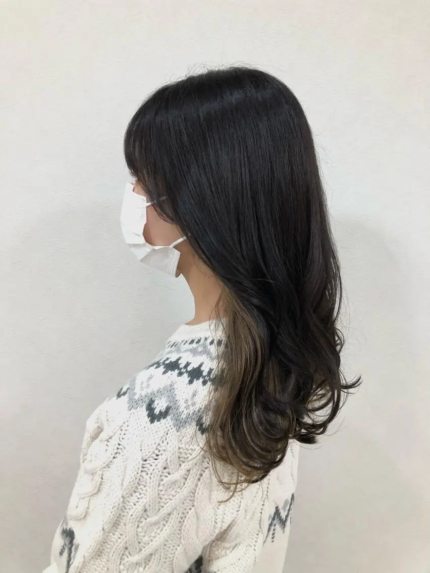 セミロング ショート/白髪ぼかし 君和田若菜のヘアスタイル