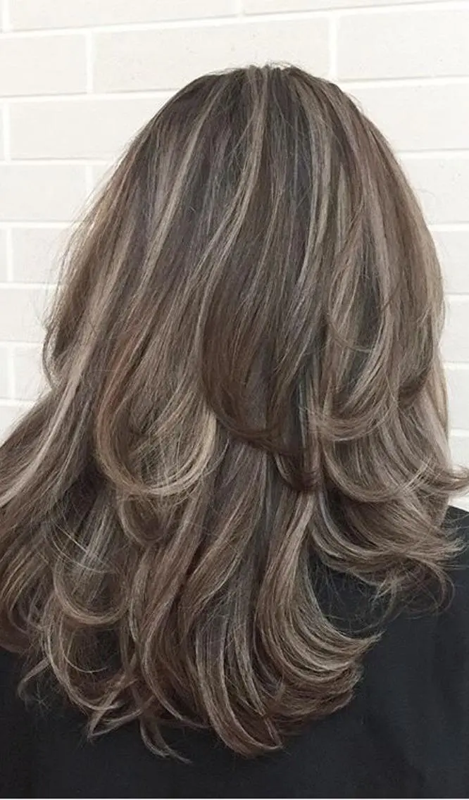 ロング カラー パーマ ヘアアレンジ 大阪レミーエクステ チビ編み込みのヘアスタイル