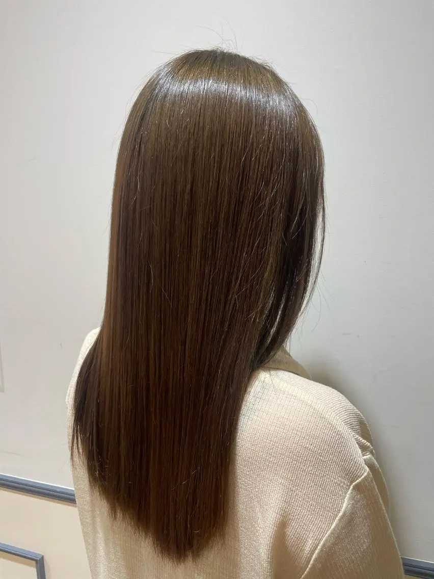 ロング 松島 涼花のヘアスタイル