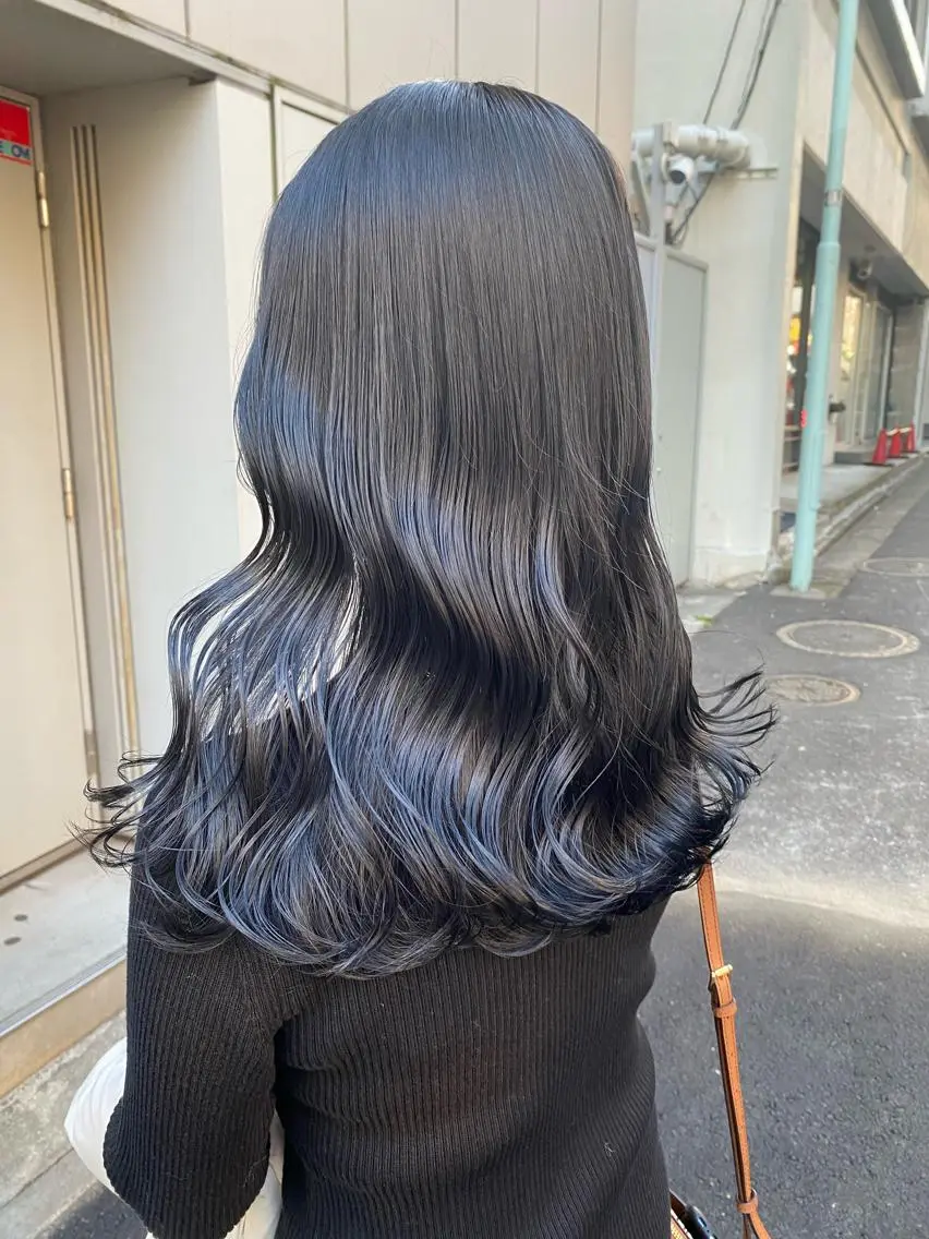 ロング カラー ハッシュカット/レイ ヤーカットArataのヘアスタイル